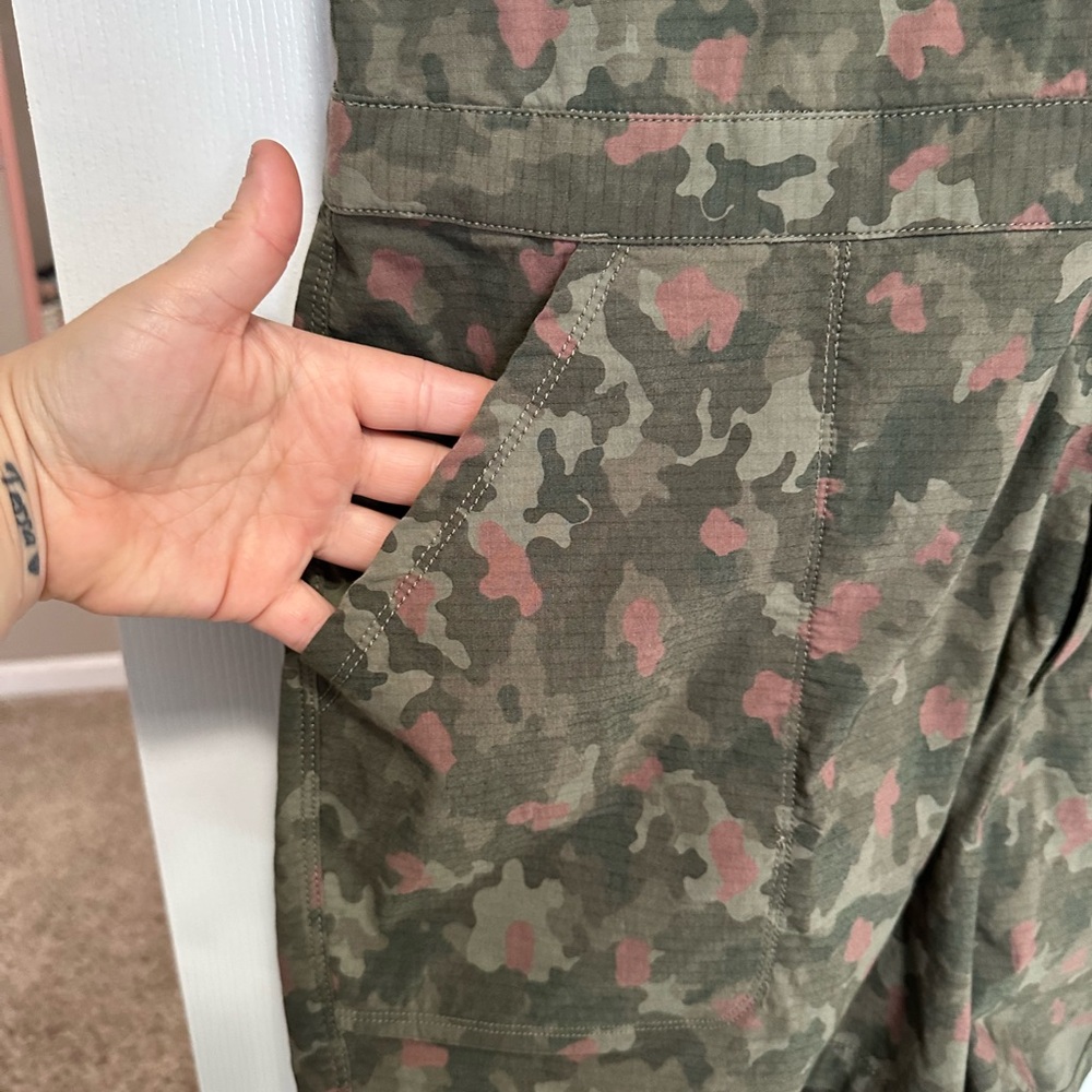 Title Nine Rosie Utility Short Romper - Wailea Camo, Dusty Olive, Size XL - Picture 4 of 10